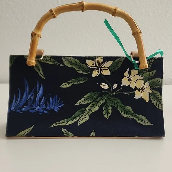 Vintage Car Print Handbag with Bamboo Handle - Picture 2 of 4